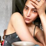 Shruti Haasan Instagram - 💜🧿🌸🖤Happy and grateful while I heal !! I’m a few cups of medicinal tea away from being A ok … I hope ! This covid fatigue is properly real 😅 vitamins , water good thoughts and a dose of being that b will get you through anything it seems 😁 checking in to say Thankyou for all your love and I’m sending you mine 💕🖤 my friends have been beyond wonderful showing me that we truly choose friends as family 🙏🥰 so much yummy khaana and love and pampering— Ps - I didn’t realise my hair is so frizzy .. 😳 also what should I expect post covid ? Dos and don’ts?? Lemme know xo