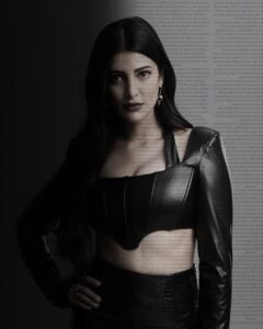 Shruti Haasan Instagram - You have to lose yourself a bit to succeed in life! 💯 #BestsellerOnPrime, watch it now @primevideoin @alchemyfilmsprivatelimited @siddharthpmalhotra @sapnamalhotra01 #RaajMehta @mukulabhyankar @kaushalalthea #AnvitaDutt @aryacam @ravisubramanian70 @nmadhusudan @rajupsingh @kavishsinha