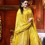 Shweta Menon Instagram - #shwethamenon MUA @mukeshmuralimakeover Stylist @sabarinathk_ Costume @ladies_planet_ Jewellery @mayoorajewels_by_archana Trivandrum, India