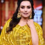 Shweta Menon Instagram - #shwethamenon MUA @mukeshmuralimakeover Stylist @sabarinathk_ Costume @ladies_planet_ Jewellery @mayoorajewels_by_archana Trivandrum, India