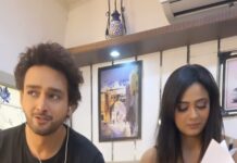 Shweta Tiwari Instagram - Are we listening to the same song @sourabhraaj.jain 😃
