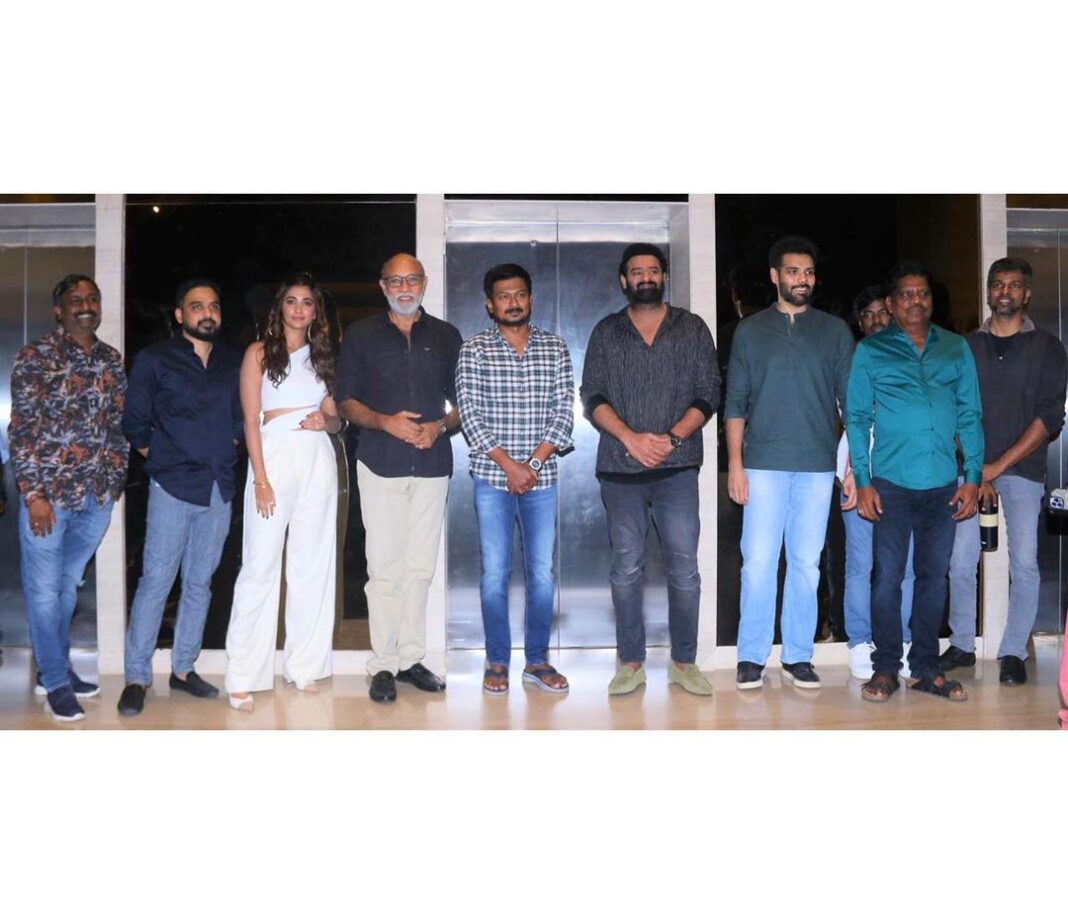 Sibi Sathyaraj Instagram - It was really exciting to be a part of the audio and trailer release of one of India’s biggest movie, #RadheShyam .Have heard a lot about #Darling @actorprabhas Garu’s simplicity but never knew he would be so humble and down to earth. It was a true fanboy moment for me to meet him in person.Hoping to work with him sometime soon 😊🤞 All the best to the entire team for a grand success👍🏻 #Prabhas #Sathyaraj #ActorSathyaRaj #radheshyamonmarch11 @director_radhaa @udhay_stalin @hegdepooja @madhankarky @gopikrishnamvs @redgiantmovies_ @uvcreationsofficial @aafilms.india @radheshyamfilm #kollywood #tamilcinema #actorslife #trailerlaunch #tollywood #telugu #telugucinema #telugufilms #radheshyamtrailerlaunch #telugumovie #actorprabhas #poojahegde #udhayanidhistalin #madhankarky #sibiraj #sibisathyaraj
