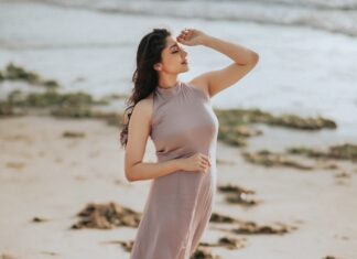 Sija Rose Instagram - You will grow , you will shine, because its you 🌟 With a glowing heart . Stills: @ambu_ramesh Assistant: @shogun_k_g MuH : @zara___makeover Costume & styling : @mayziyada_designs