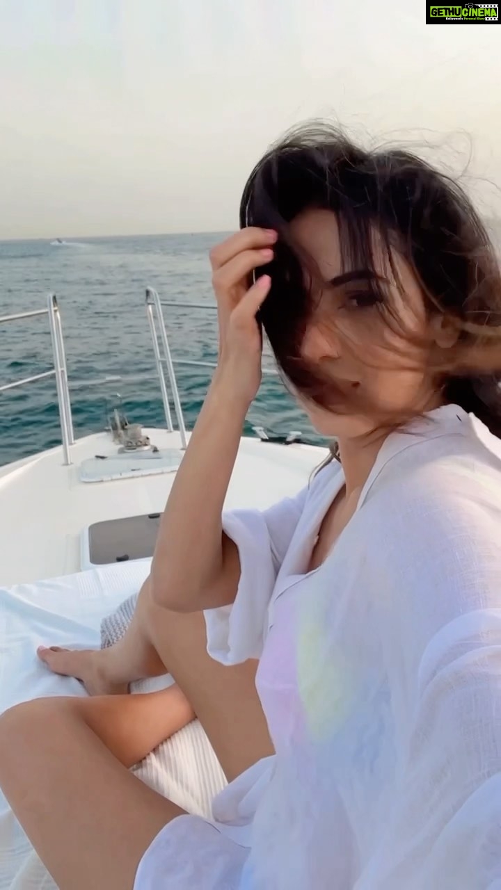 Sonal Chauhan Instagram - When in Dubai β¦. π₯ ππ₯ . . . . . . . . . . . . . . . . . . . . . . . . . . . . . . . . #sonalchauhan #love #dubai #dubailife #yacht #reels #reelitfeelit #reelsinstagram #ocean #waves #white #friday