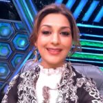 Sonali Bendre Instagram - From our phone screens, to your TV screens! 🥰 Watch the grand premiere of #DIDLilMasters with the OG trio only on @zeetv this Saturday and Sunday at 9:00 pm!