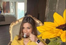 Sonali Bendre Instagram - Sunflowers and coffee… no better way to #SwitchOnTheSunshine