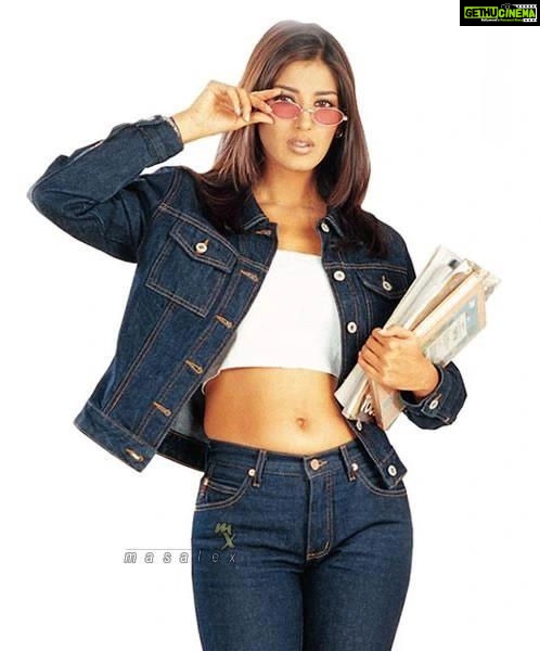 Sonali Bendre Instagram - Somethings never change. Then again, why should they? #DenimOnDenim