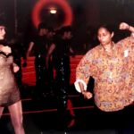 Sonali Bendre Instagram - Circa 1996! Sooo many memories come flooding back with these photos ♥️ This is me, rehearsing with @geeta_kapurofficial for ‘Tum Nahin Jana’ from #Duplicate Missed you @farahkhankunder 💖 #DIDLilMasters