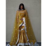 Sonam Bajwa Instagram – In custom @hussainrehar.official for MVNKTN premier night 💛
Make up by yours truly ☺️
Hair @hairbyharrybajwa