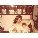 Sonam Kapoor Instagram - Happy happy birthday Mama, you’re the best mom in the world. The best example set for me ! I love you the most in the world. Your favourite child 😝 ❤️ @kapoor.sunita Anil Kapoors House, Juhu, Mumbai