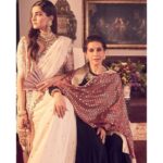 Sonam Kapoor Instagram - Happy happy birthday Mama, you’re the best mom in the world. The best example set for me ! I love you the most in the world. Your favourite child 😝 ❤️ @kapoor.sunita Anil Kapoors House, Juhu, Mumbai