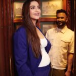 Sonam Kapoor Instagram - Ready for the new @vegnonveg store launch with the cutest date. Love you @anandahuja so proud of you and @aabhineet and @emiliabergmans. Styled by @rheakapoor @abhilashatd MUA @namratasoni 📸 @thehouseofpixels #everydayphenomenal