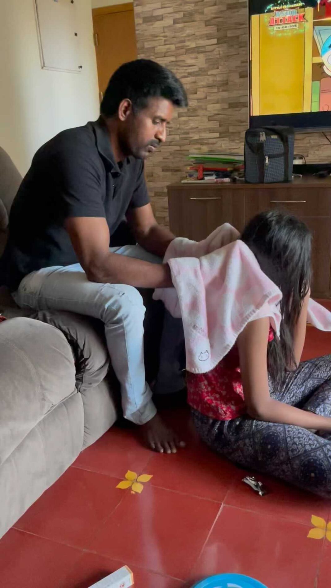 Soori Instagram - என்ன பெத்த தாய் க்கும், நான் பெத்த தாய் க்கும் மற்றும் எல்லா தாய்மார்களுக்கும் இனிய மகளிர் தின நல்வாழ்த்துகள்
#மகளிர்_தினம்
#womensday💐❤️ Soori Instagram - என்ன பெத்த தாய் க்கும், நான் பெத்த தாய் க்கும் மற்றும் எல்லா தாய்மார்களுக்கும் இனிய மகளிர் தின நல்வாழ்த்துகள் #மகளிர்_தினம் #womensday💐❤️