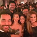Sophie Choudry Instagram - Celebrating our dearest @apoorva1972 ..50 & pure Gold!! Love u and Bijal and wish you nothing but the best always.. Here’s to making more memories 🥂💕❤️ #makingmemories #friendslikefamily #goodtimes #gold #aboutlastnight
