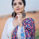 Sreemukhi Instagram - To all the beautiful women out there! ❤️ Happy Women’s Day! ✨ Styling @hemamanohar1 Outfit @an_label2805 PC @verendar_photography Makeup @nookesh.malla Hair @praneetha_beautymakeover #happywomensday #sreemukhi #love