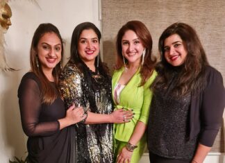Sridevi Vijaykumar Instagram - "Sisters make the best friends in the world"❤❤❤❤ #missyou#sisters#forever#love#family#together#always#bestfriends#laughter#party#fun#girls#mine#loveyou