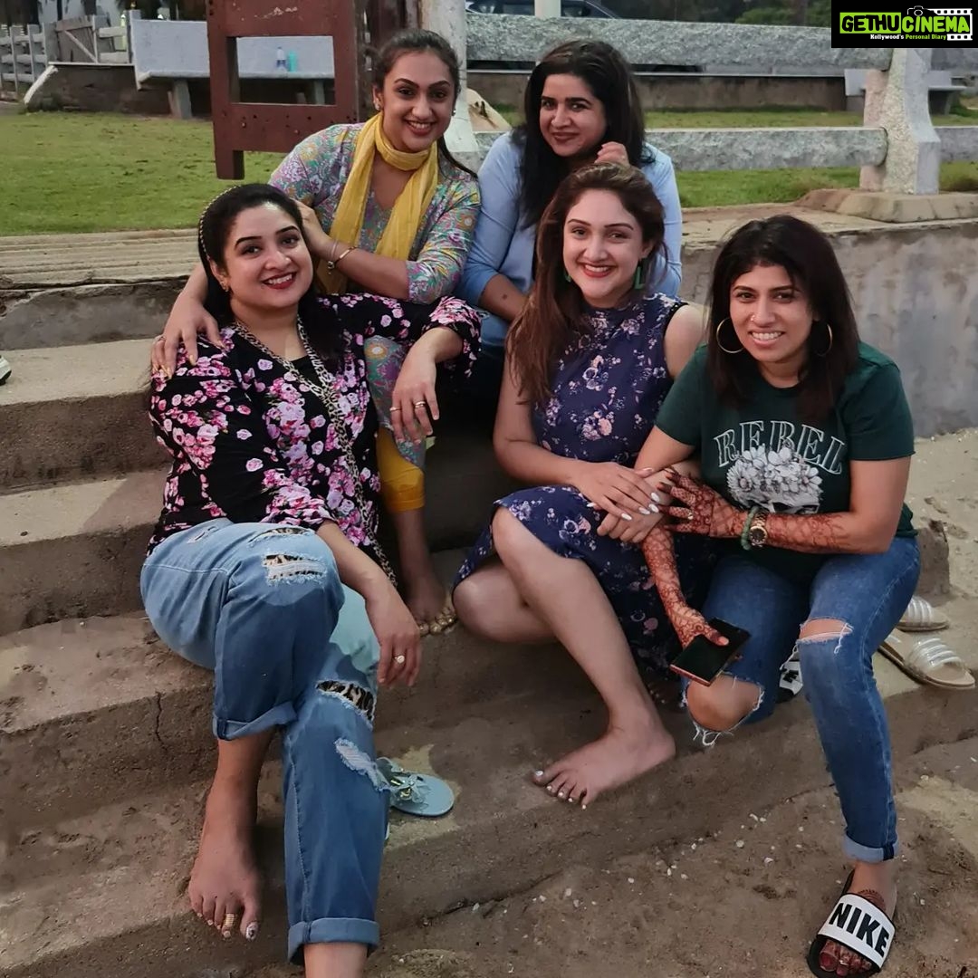 Sridevi Vijaykumar Instagram - I am blessed to have a great MOTHER, lucky to have inspiring sisters & sister in law and proud to be a mother to a beautiful DAUGHTER Happy women's day #womensday#proud#knowyourworth#women#celebrate#everyday#lucky#sister#mother#daughter#sisterinlaw#inspiration#great#womenpower#success#achievers#blessed#happywomensday