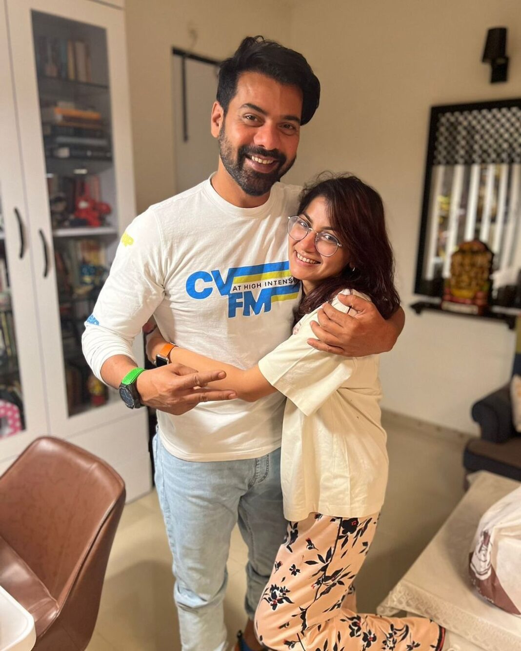 Sriti Jha Instagram - And just like that some friendships are a priviledge A rather cherished priviledge ❤️❤️