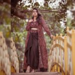 Sruthi Hariharan Instagram – A TV show after eons … 
Dress Designed by : @rajeedesignstudio 
Styled by @zoha.kabir 
Make up by @shivugowda2011 
Hair by @paramesh_hairstylist 
Assisted by @ekiran00007 
Photography by @raghavstudios 
#comingtoterms #tryingtobeinlovewithmyself