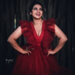 Sruthi Hariharan Instagram – She said “it’ll be fun… and when you are having fun , how can you be uncomfortable? ” 😊 She – @tejukranthi . Making fashion accessible for women of all sizes especially plus size women like me @tejaswinikranthistylefiles – I love what you are doing . Thank you for this . Also ladies, design wise this is perfect to have some fun, twirl around, and feel sexy- cos sometimes you deserve to do so . 

Outfit by: @kalasthreebytejaswinikranthi
Styled by: @tejukranthi
Assistant styling: @khushi_jagadisha
Make up: @ekiran00007
Hair: @paramesh_hairstylist
Photography by: @raghavstudios