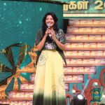 Sshivada Instagram - 🍀🌼🍀 Styled by : @styyledbyjoe Assistant styling : @sanliya_sabu Dress : @turmerikofficial Neckpiece : @jeeth_collection MUA : Myself 😉 #throwback #awardnight #blacksheep #kaaftan #greenandyellow #styling #dressup #happiness💕 #love #loveyourlife #liveyourlife