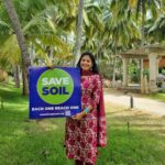 Sshivada Instagram - "Soil is where we all come from and go back to" Its time for us to unite and join the global movement to save our Soil, our Mother Earth. Let's do our bit. #savesoil #letsmakeithappen #consciousplanet #earthbuddy #ishafoundation #sadhguru #savesoilsavelife #savesoilmovement