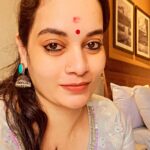 Suja Varunee Instagram – 🌈 I’m so blessed to see Sai Baba thrice and I had so many positive signs from him…I’m so thankful throughout my life to my in laws. Love you both endlessly. Thank you for taking care of me like your own daughter…❤️❤️😍 Sai Ram❤️❤️

#saibaba #saibabaofshirdi #saibabablessings #saibabashirdi #saibabamiracles #saibabamiracles #saibabadarshan #family #familytime #familylove Shiridi Sia Baba Temple