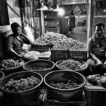 Sunder Ramu Instagram - #shotoniphone #streetphotograohy #chennai #india #bazaar