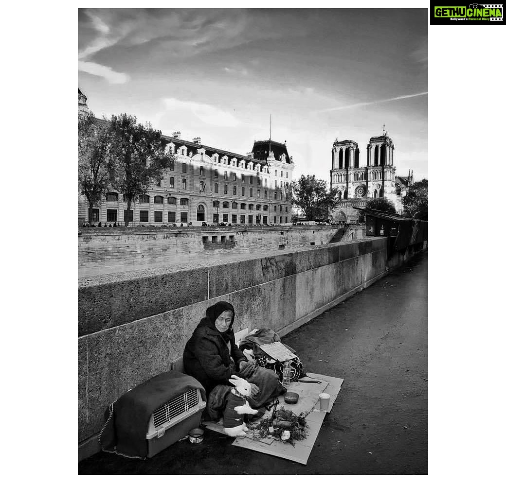Sunder Ramu Instagram - #shotoniphone #streetphotography #paris #france #europe