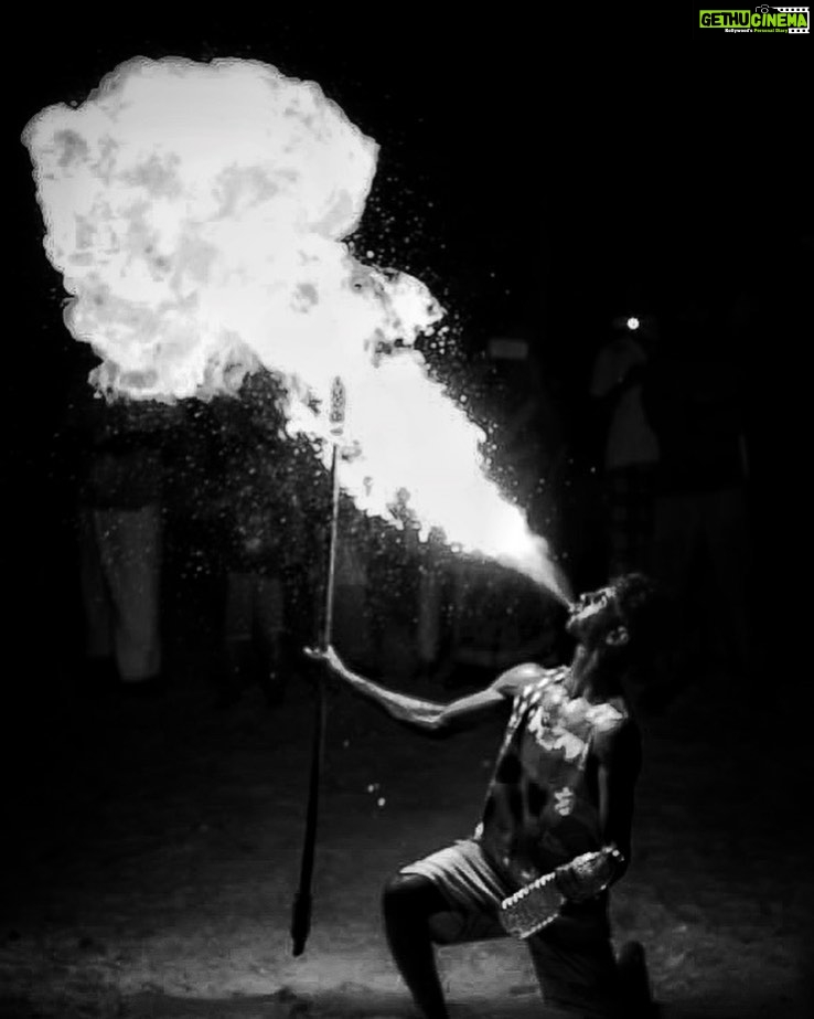 Sunder Ramu Instagram - #shotoniphone #streetphotography