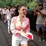 Sunny Leone Instagram - Such a lovely time! Part 1 is done and tomorrow morning it’s Part 2! Love you all! @sunnyrajani @dirrty99 @ebulution @richie_muah @yusuf_911 @jeetihairtstylist and Soldier Surender