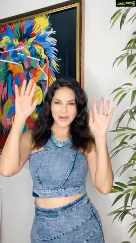 Sunny Leone Instagram - IPLSOCCER 2022 - BUY YOUR TICKETS NOW !!! SUNDAY 8 MAY 2022 Tickets/Get the best seat in the ground - Register & buy online www.iplsoccer.tv/tickets @IPLSOCCER @sanysupra @michaelowen #IPLSOCCER @kully_ghataore #ASIANSINFOOTBALL #GRASSROOTSFOOTBALL #LIVEEVENT #SHOWCASE #BUYTICKETS #prideparkstadium