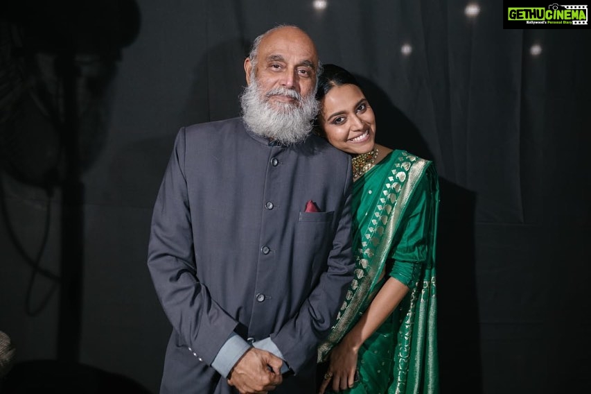 Swara Bhaskar Instagram - Happy birthday to the man that is my standard for everything. The man that everyone has and will fail to match upto.. ππ₯° Happy birthday Dad! @cudayb P.S. also the OG party animal β¨π₯³ Pics : @wowdings