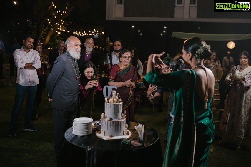 Swara Bhaskar Instagram - Happy birthday to the man that is my standard for everything. The man that everyone has and will fail to match upto.. ππ₯° Happy birthday Dad! @cudayb P.S. also the OG party animal β¨π₯³ Pics : @wowdings