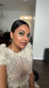 Swara Bhaskar Instagram - My Cinderella Evening! Always feel blessed to find wonderful, talented, kind people who spruce me up and get my gameface on! Thank you @prifreebee @rahulmishra_7 @katekatsmua @sir_ssan for getting me Hollywood ready! ✨ I’m feelin’ the love! 🤗✨