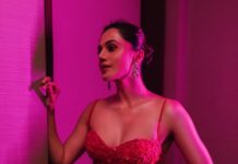 Taapsee Pannu Instagram - Say “Hello” ! #LastEvening #HelloHallOfFame