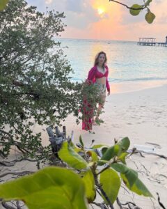 Tamannaah Instagram - Wandering but never lost ☀️ @movenpickkuredhivarumaldives #movenpickmaldives #movenpickkuredhivarumaldives #wemakemoments @oneaboveglobal