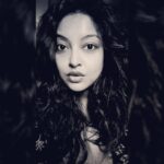 Tanushree Dutta Instagram – Bareface innocence!