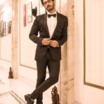 Thakur Anoop Singh Instagram – Whatever you do in life is not legendary unless you’re doing it in a suit 🖤🤍

Shot by @fashionbyrahulsharma 
Styled by @krishi1606
Tuxedo by @mastersdesignerstudiosurat 
Managed by @sagarjustcelebrity