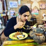 Vanitha Vijayakumar Instagram - #food #thailand #thaifood #travelphotography Amphawa Floating Market