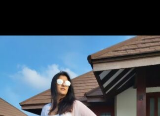 Varalaxmi Sarathkumar Instagram - Love yourself 🌴🌴😎😎🏖🏖🏝🏝☀️☀️ #birthdaygetaway #birthday #beachlove #beachvibes #beach #maldives #instamood #latergrams So fun to be at a resort named after you..everything had my name on it..heheh.. Best birthday gift ever... @varuatmosphere @pickyourtrail VARU by Atmosphere