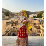Vidhya Instagram - Making memories🧡🐪🇮🇳 #Rajasthan 📸 @imichael.1 Jaipur, Rajasthan