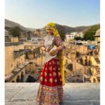 Vidhya Instagram - Making memories🧡🐪🇮🇳 #Rajasthan 📸 @imichael.1 Jaipur, Rajasthan