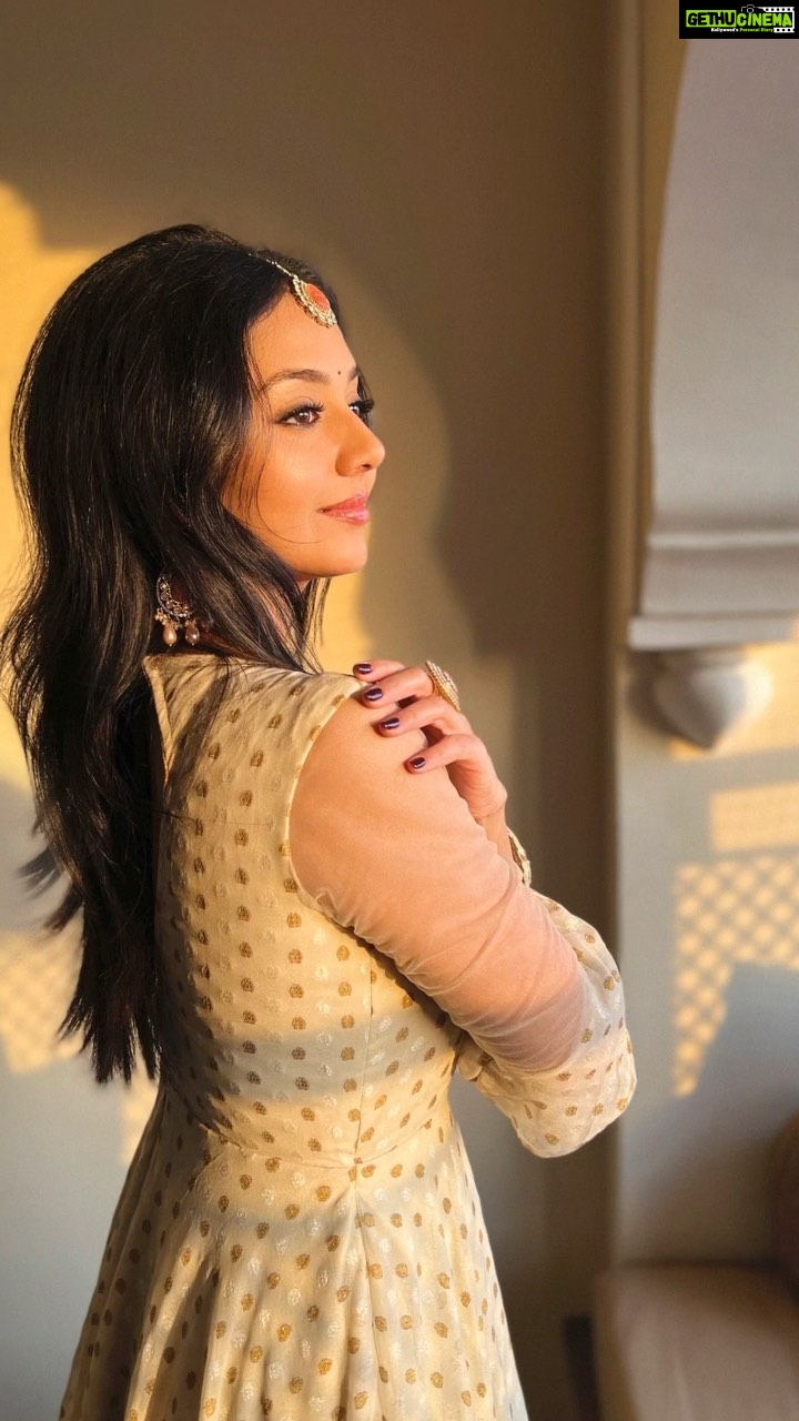 Vidhya Instagram - 📸 @imichael.1 👗 @nirali_design_house 💍 @bronzerbridaljewellery