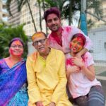 Vidisha Instagram - Holi with Familia ❤️ . . . #holi #festival #happytimes #togetherness #love #bonding #vidisha #vidishasrivastava