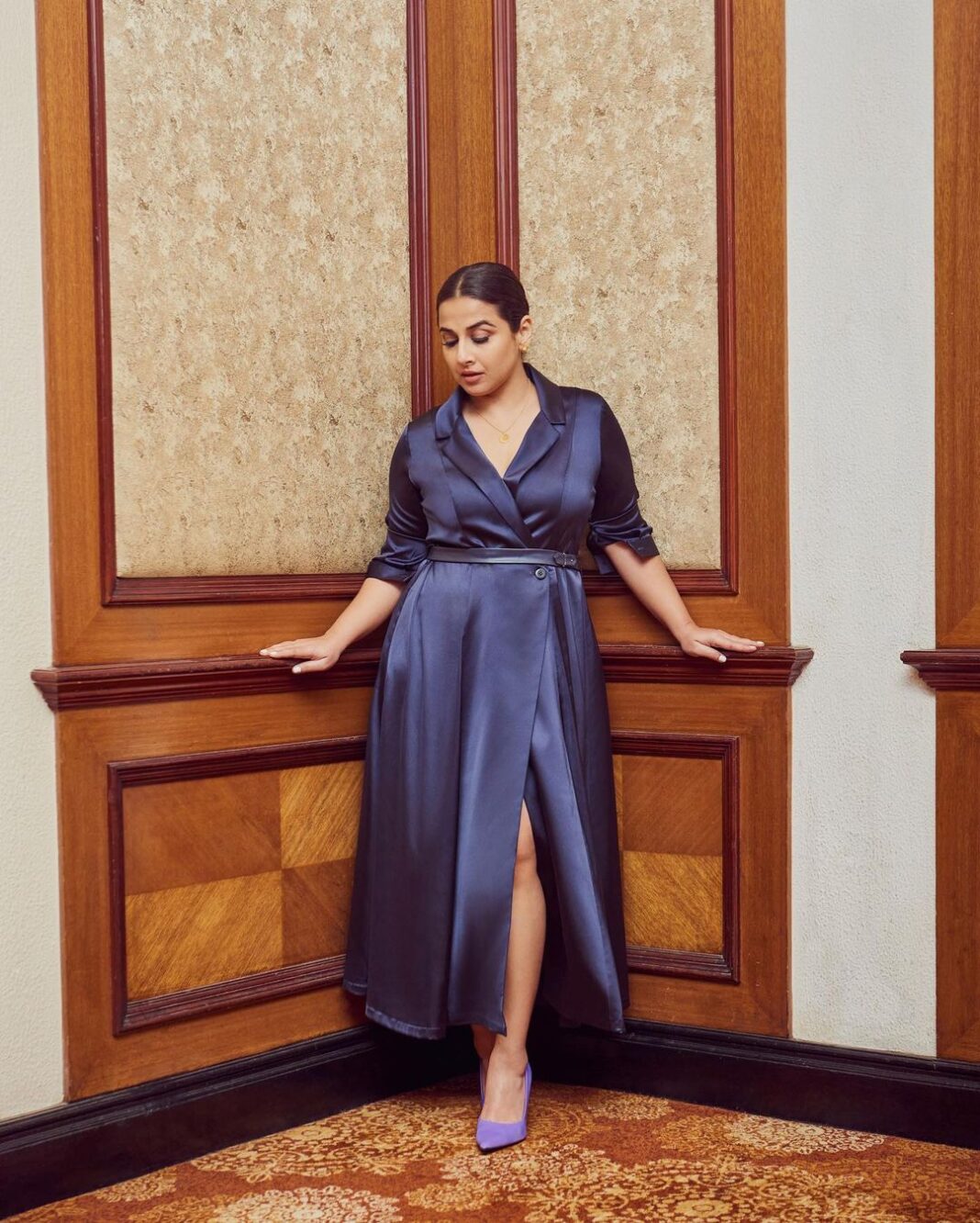 Vidya Balan Instagram - Jalsa 🔥 Outfit - @bennusehgallofficial Makeup - @harshjariwala158 Hair - @bhosleshalaka Styling - @who_wore_what_when Photography- @chandrahas_prabhu