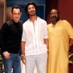 Vidyut Jammwal Instagram – It’s time to be #SherSinghRaana! 

#ShreeNarrayanSingh @vinod.bhanushali @ranashersingh17 @bsl_films @matargashtifilms #KamleshBhanushali @the_vishal_gurnani @Vishaltyagi00 @Inkiam @hitz.music.official @abbassayyed77 @juhiparekhmehtaofficial