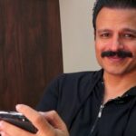 Vivek Oberoi Instagram – Ae Bhidu log tumko bhi janna hain dher sare paise kmane ka mazedar tarika 🤩

Check out @rummypassion, India’s fastest growing rummy app.

Just download the Rummy Passion app from 𝗿𝘂𝗺𝗺𝘆𝗽𝗮𝘀𝘀𝗶𝗼𝗻.𝗰𝗼𝗺 aur khelo passion se.

👉🏻 Use the code 𝗡𝗘𝗪 to get an exciting bonus of ₹7,000 in your account right now.

#PassionSeKhel #Rummy #RummyPassion #OnlineRummy #MobileRummy #CashRewards #PlayRummy #RummyGame #RummyApp
