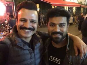 Vivek Oberoi Instagram - Happy bday bro @AlwaysRamCharan ! The phenomenal response to 
#rrr is the best gift that your fans could have given you. Wish you a fab year brother! 🤗

#hbd #hbdramcharan #ramcharan #rrrmovie #potd