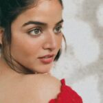 Wamiqa Gabbi Instagram - Give me more red 🔴🔺🔻🟥♦️♥️ #red #dress #reels #trending